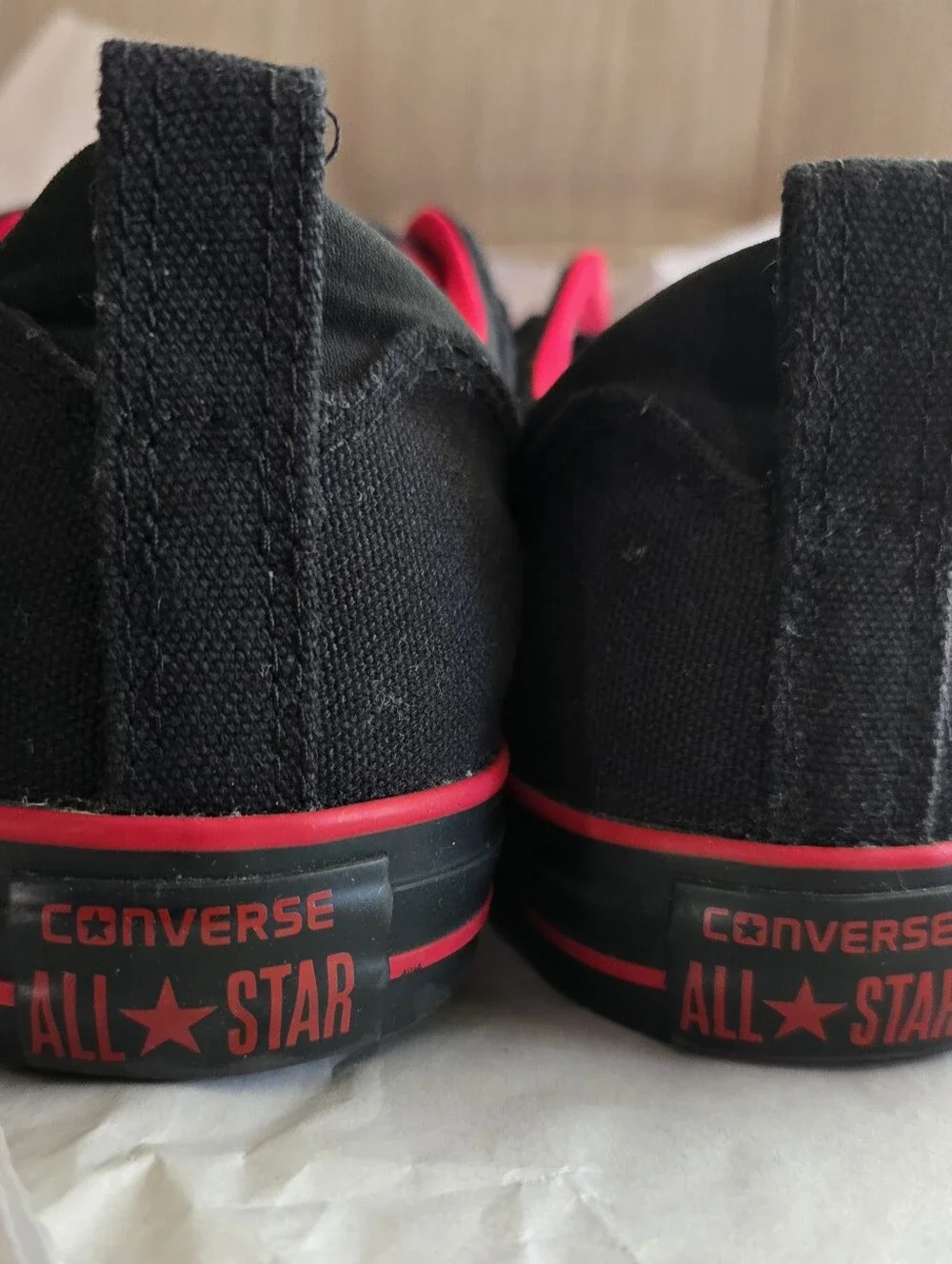 Converse Chuck Taylor All Star Low Top Sneakers - Black Cloth/ Red Trim Men's 11 - Picture 5 of 11